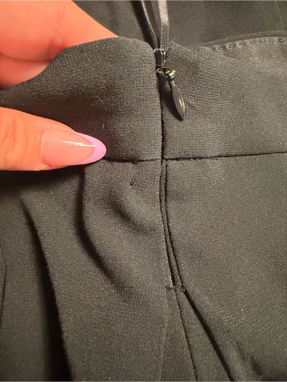 Babaton Black Pleated Mini Skirt - Picture 7 of 9